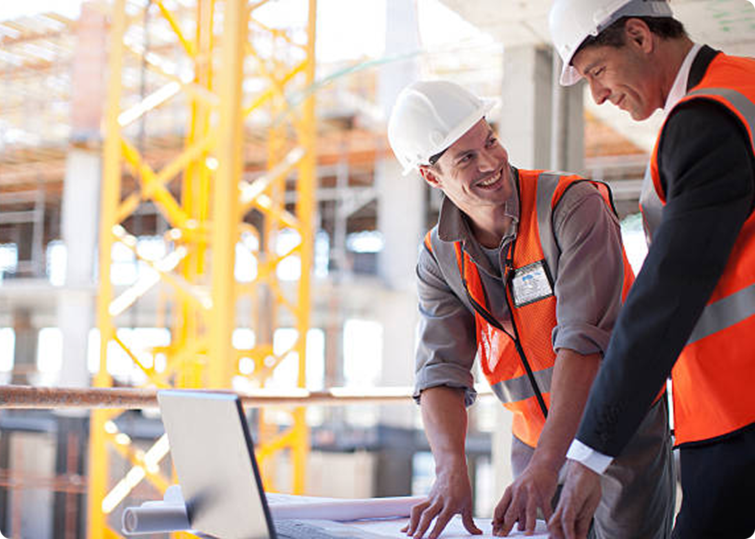 Buildingz team reviewing plans on site